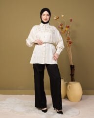 Eliza Saten Gömlek Desenli Taş Düğmeli-Ekru